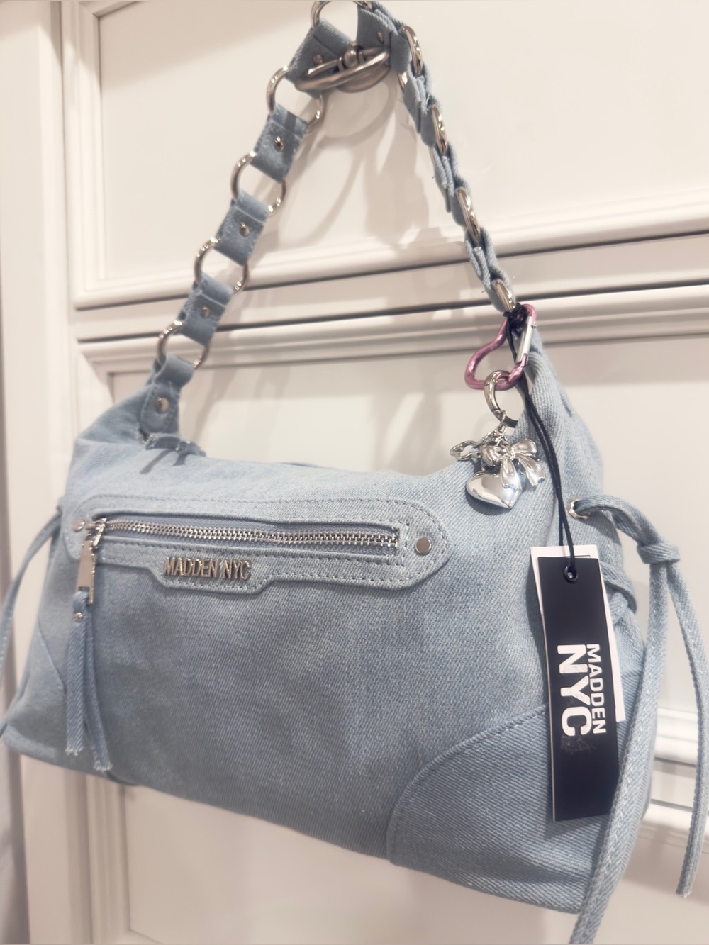 🩵 Madden NYC Denim Chambray Light Blue Grommet Shoulder Bag - New! - Picture 2 of 13